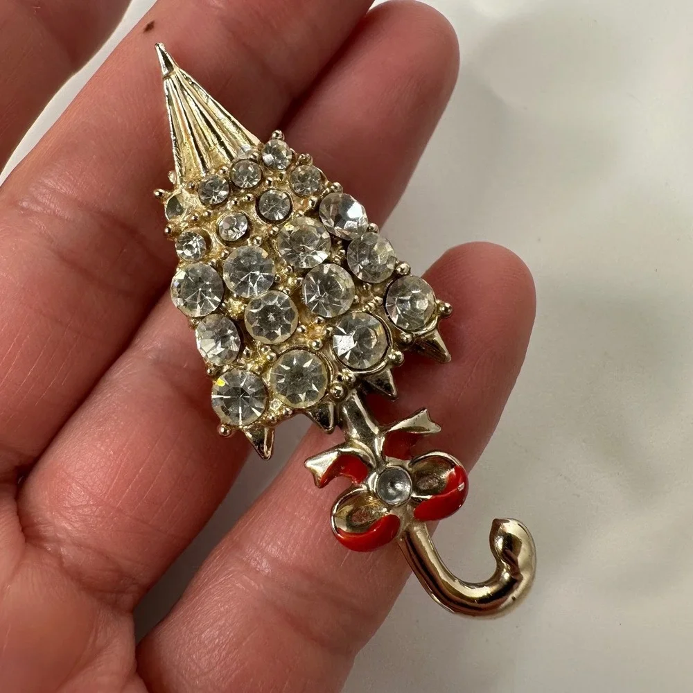 Vintage Umbrella Brooch Gold Tone Rhinestone Red Enamel Bow Parasol Pin Spring‎